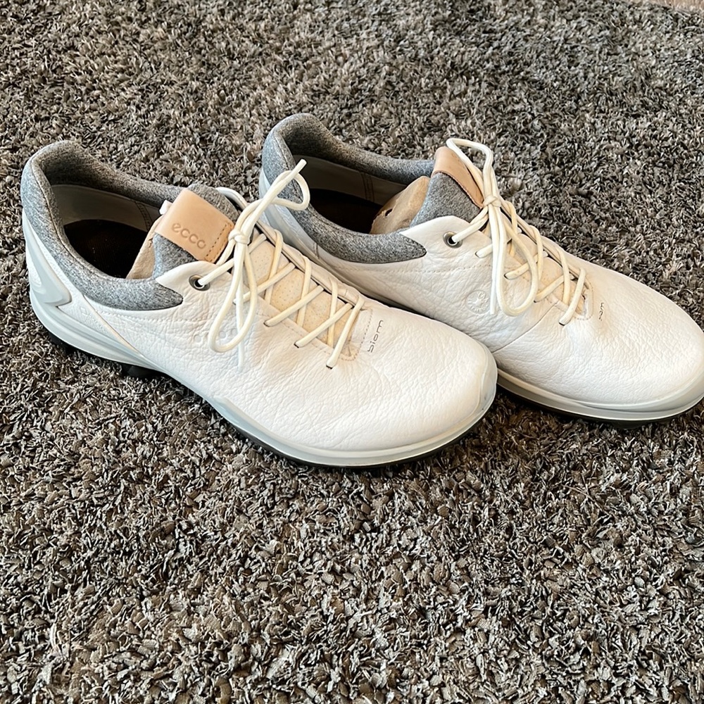 Ecco Biom golf shoes